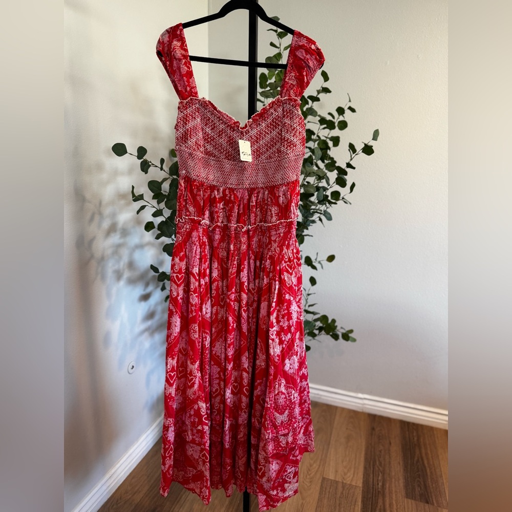 NWT - FREE PEOPLE DRESS - LARGE